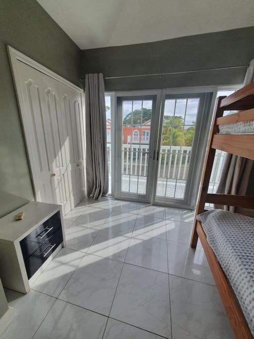 Townhouse By The Bay, Little Bay Country Club ,Negril Villa Orange Bay Exterior photo