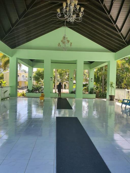 Townhouse By The Bay, Little Bay Country Club ,Negril Villa Orange Bay Exterior photo